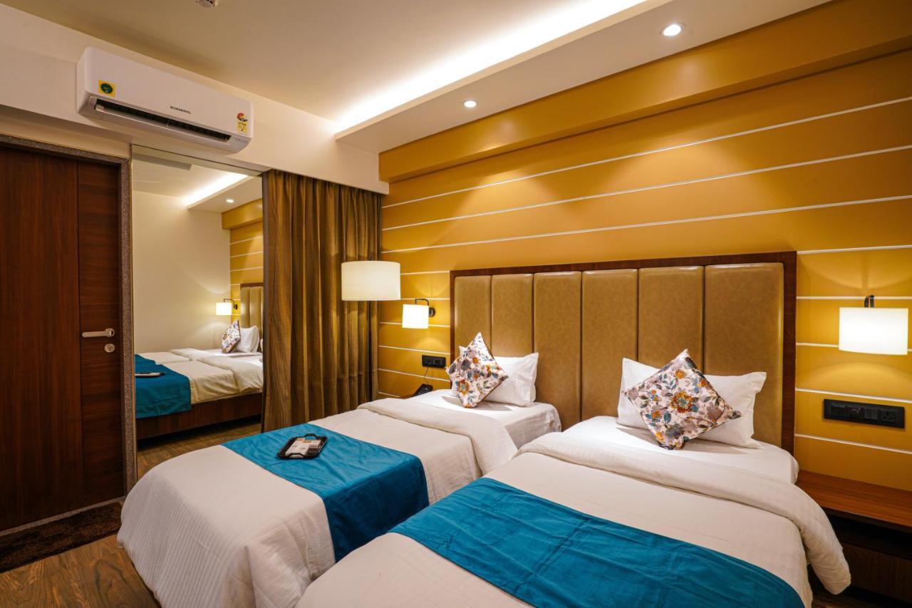 סוראט Hotel El Magnifico מראה חיצוני תמונה