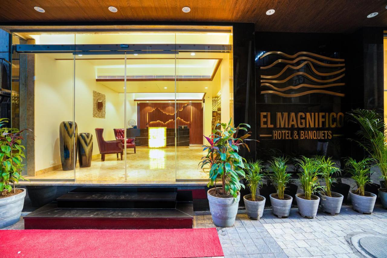סוראט Hotel El Magnifico מראה חיצוני תמונה
