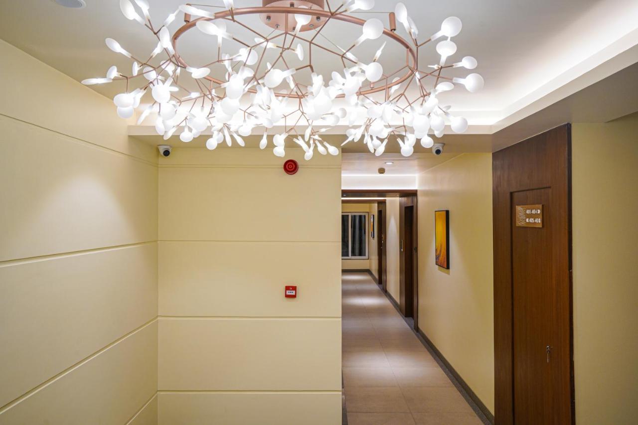 סוראט Hotel El Magnifico מראה חיצוני תמונה