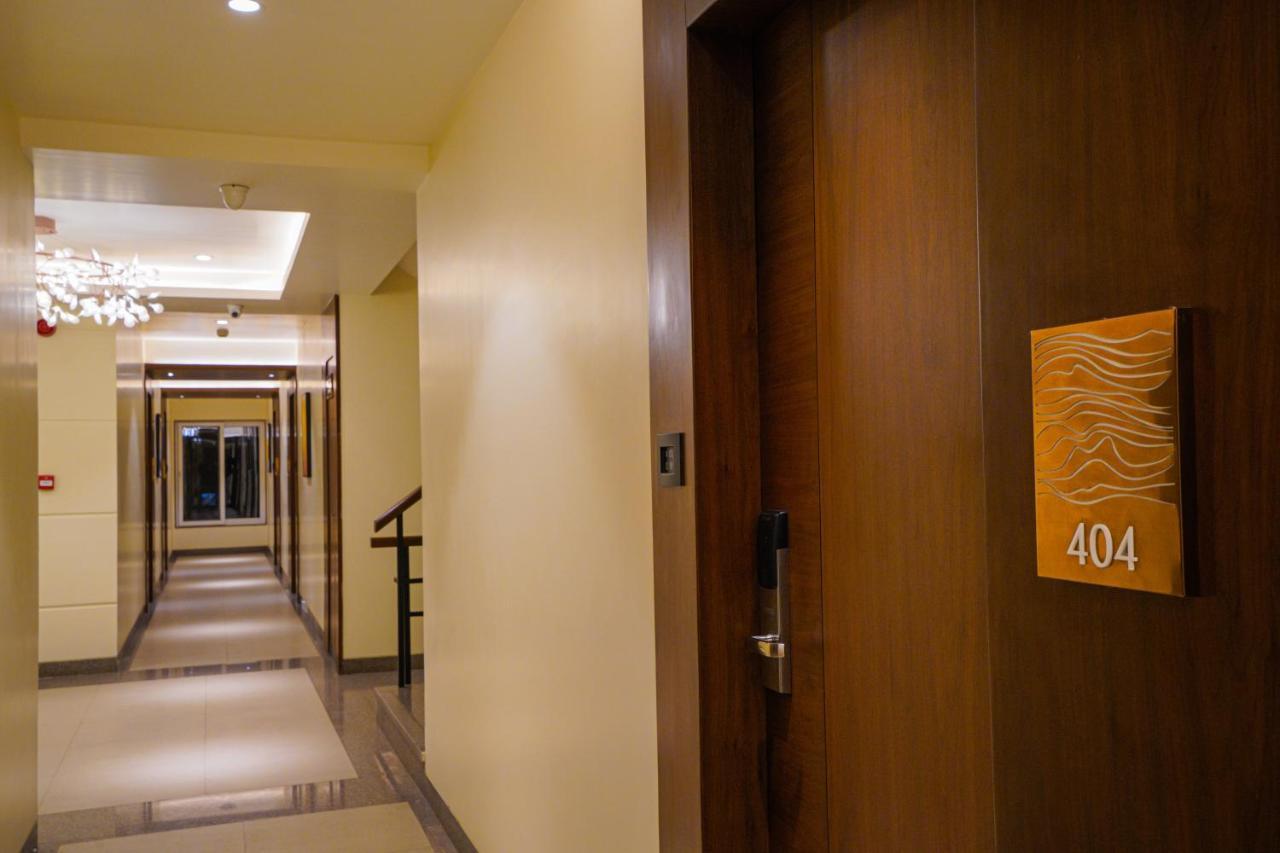 סוראט Hotel El Magnifico מראה חיצוני תמונה